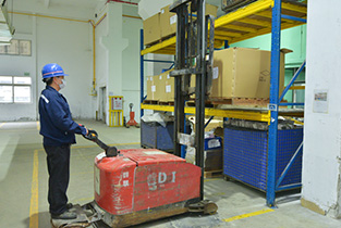 鋅合金壓鑄過(guò)程中需要注意哪些問(wèn)題？